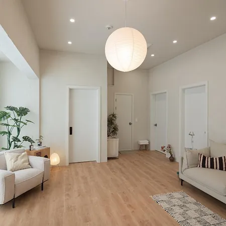 Kotelo Hapjeong Premium House